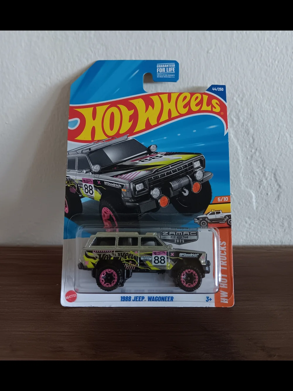 Hot Wheels 1988 Jeep Wagoneer & 2024 GMC Hummer EV Lot Of 2
